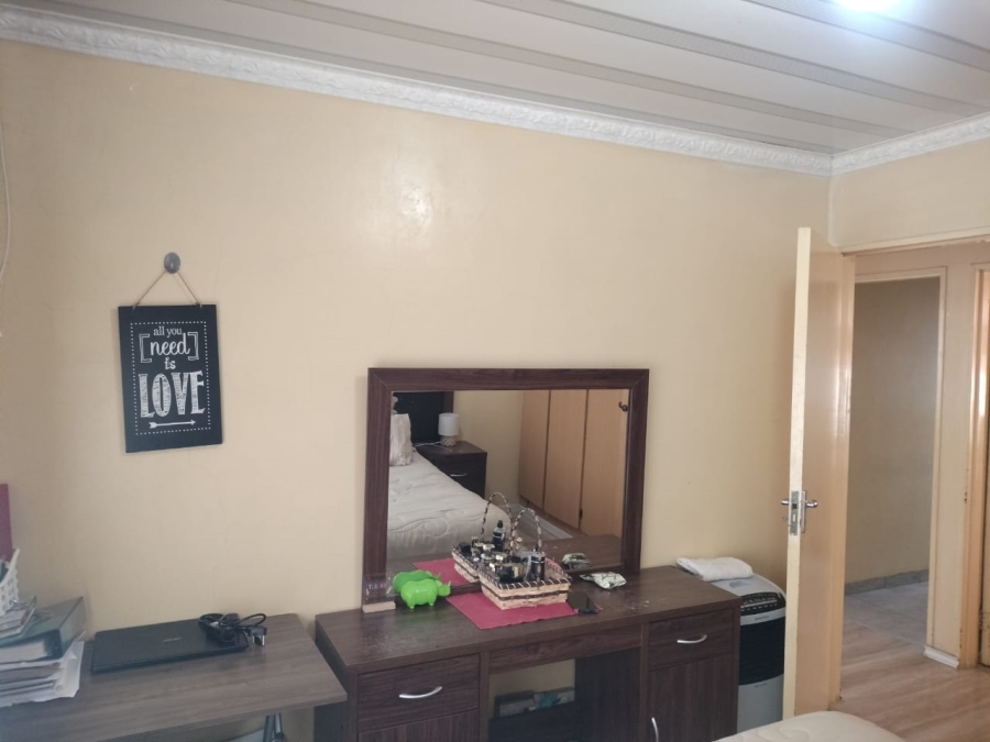 3 Bedroom Property for Sale in Molifi Tau Kloof Free State